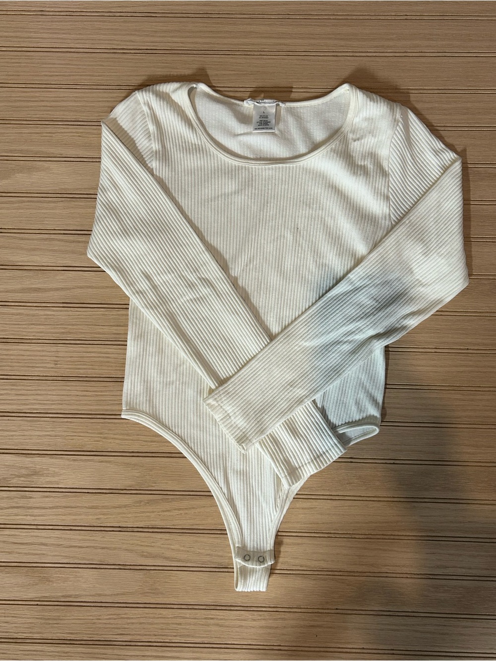 Long-sleeved Ribbed Bodysuit - Picture 2 of 4